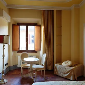 Casa Leopardi Affittacamere Firenze